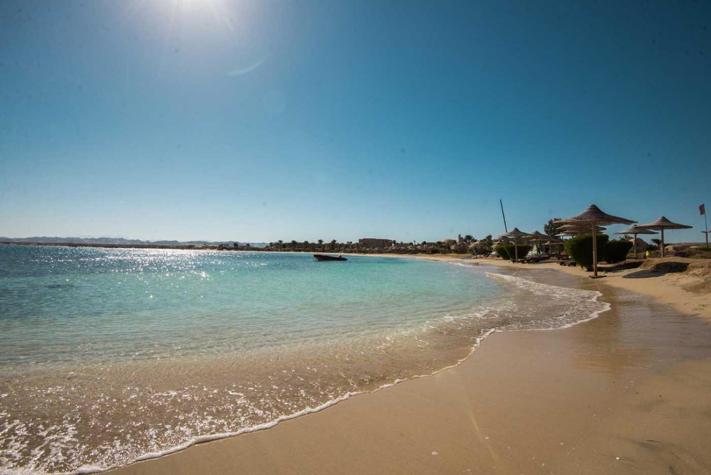 Shams Alam Beach Resort Abu Ghusun ภายนอก รูปภาพ