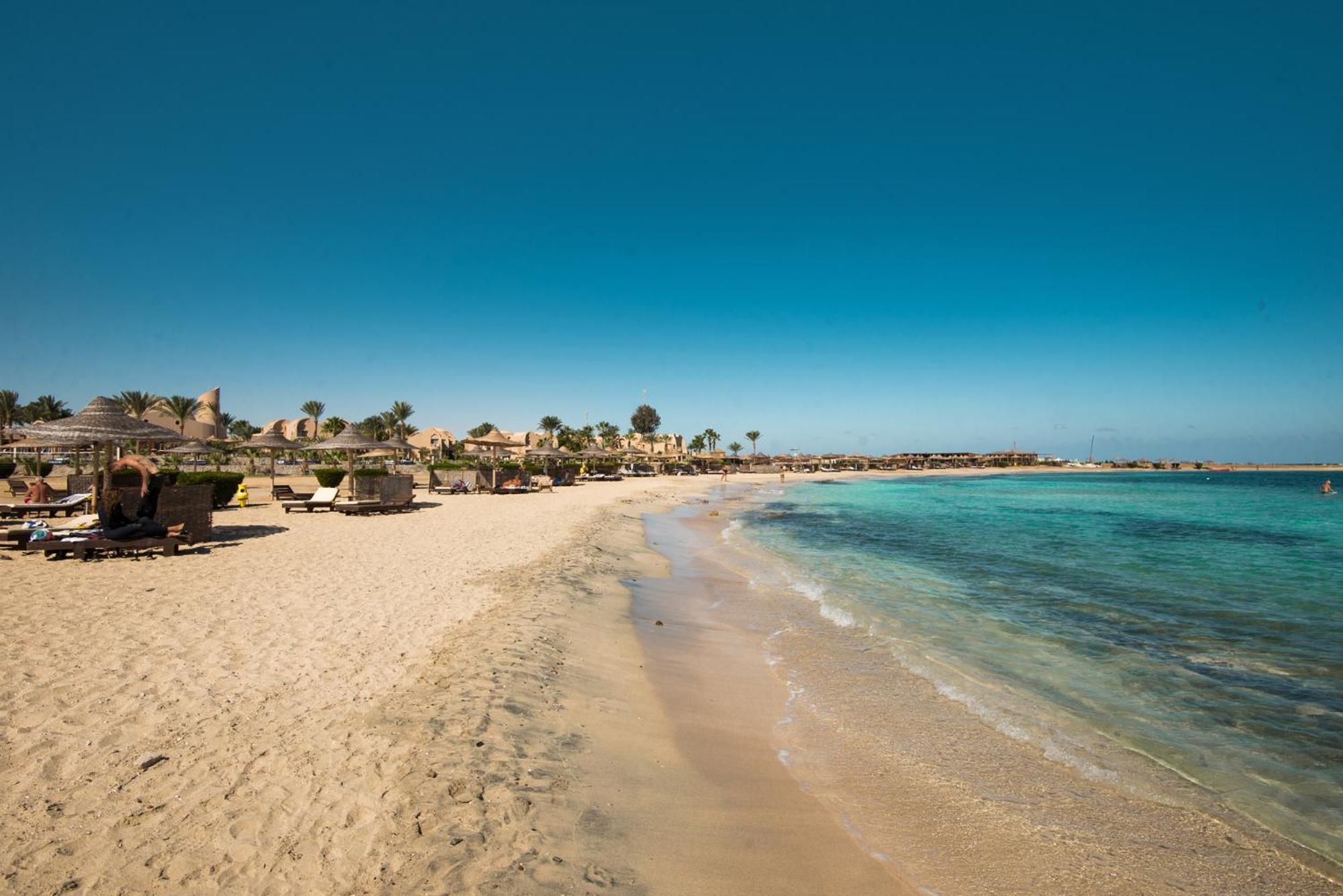 Shams Alam Beach Resort Abu Ghusun ภายนอก รูปภาพ